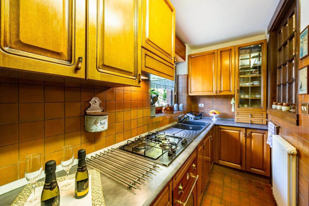 Casa Margherita อาออสตา ภายนอก รูปภาพ